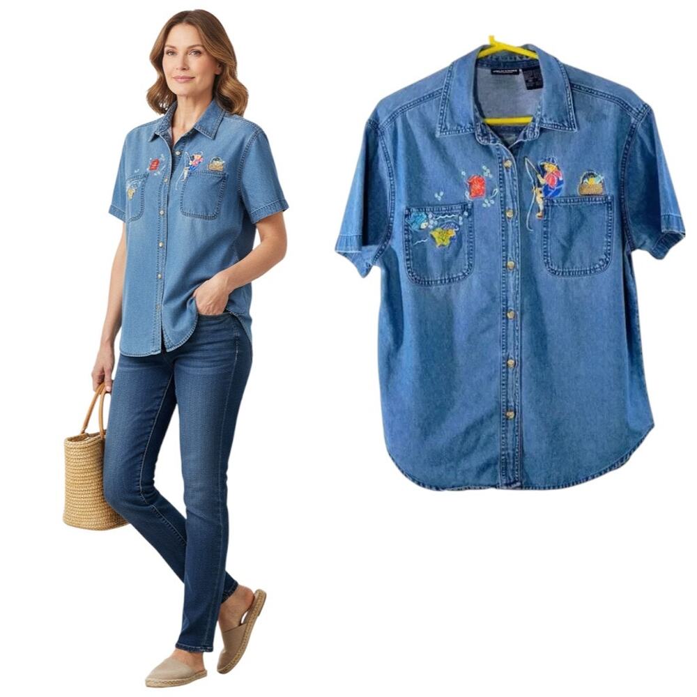 Solutions Casualwear Chambray Button up Shirt Women's M Blue Embroidered Fishing